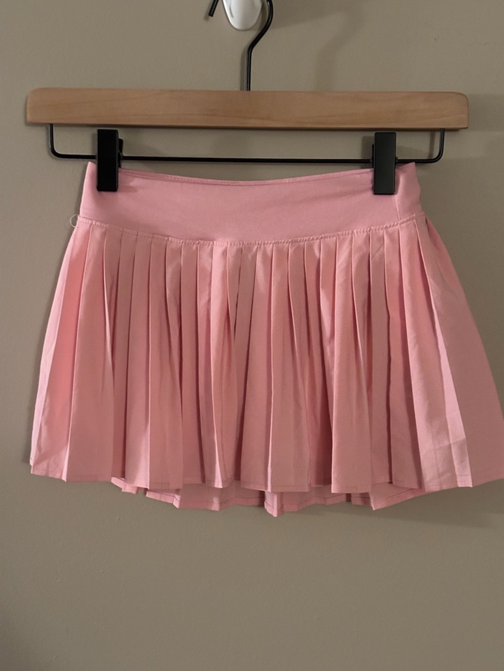 all in motion Light Pink Pleated Skort